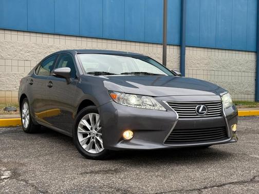 2013 Lexus ES 300h Base