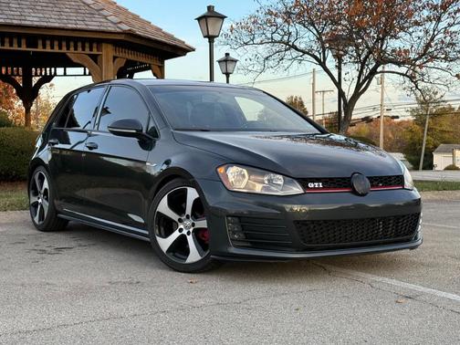 2017 Volkswagen Golf GTI 2.0T Autobahn 4-Door