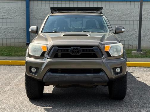 Brown 2014 Toyota Tacoma Base