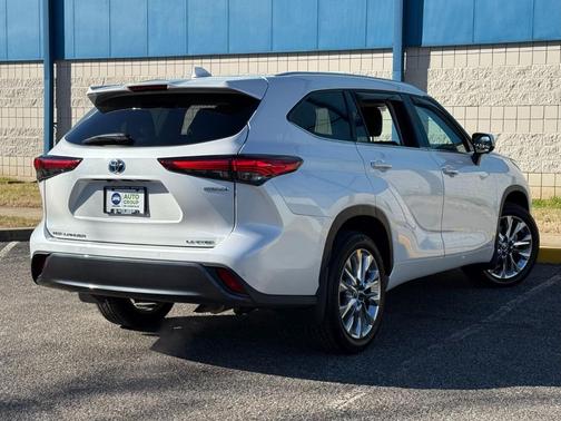 2023 Toyota Highlander Hybrid Limited