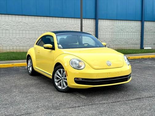 2014 Volkswagen Beetle DSG 2.0L TDI w/Sun/Sound/Nav