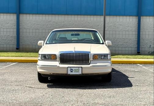 1996 Lincoln Town Car Cartier
