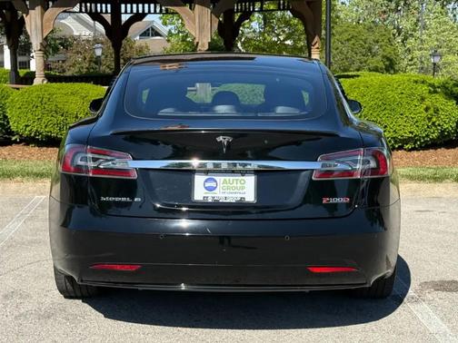Black 2018 Tesla Model S P100D