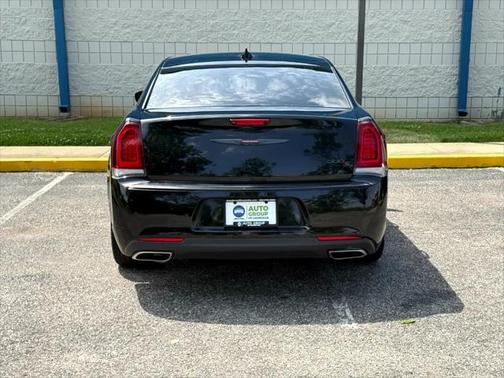 2021 Chrysler 300 S