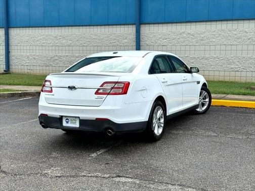 2014 Ford Taurus SEL