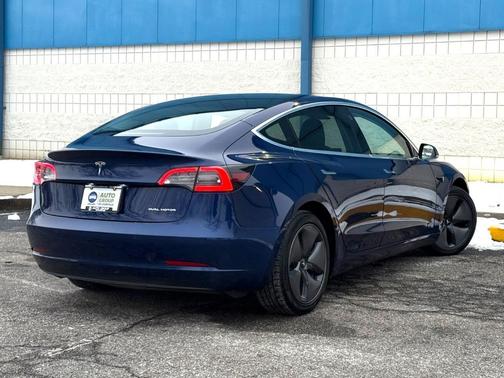2020 Tesla Model 3 Long Range