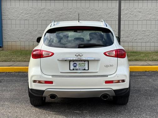 2017 INFINITI QX50 Base