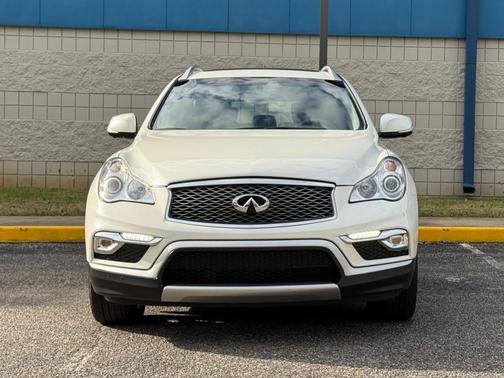 2017 INFINITI QX50 Base