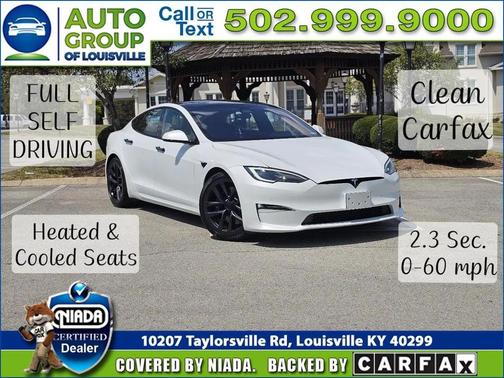 Pearl White 2022 Tesla Model S Plaid