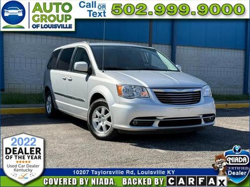 2012 Chrysler Town & Country Touring