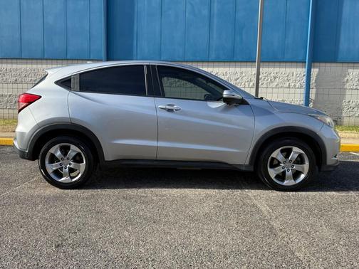 2017 Honda HR-V EX