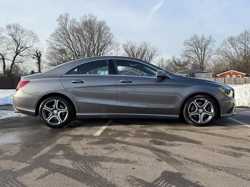 2014 Mercedes-Benz CLA-Class Base