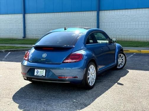 2019 Volkswagen Beetle 2.0T SE