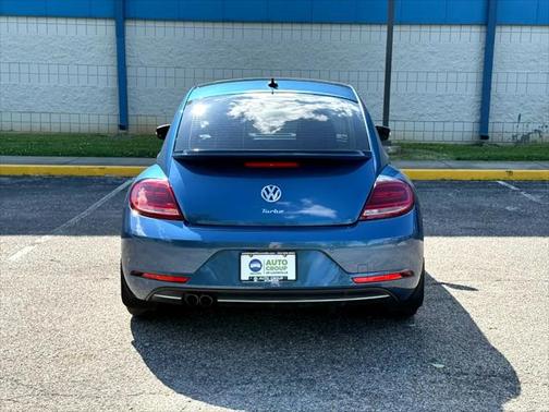 2019 Volkswagen Beetle 2.0T SE