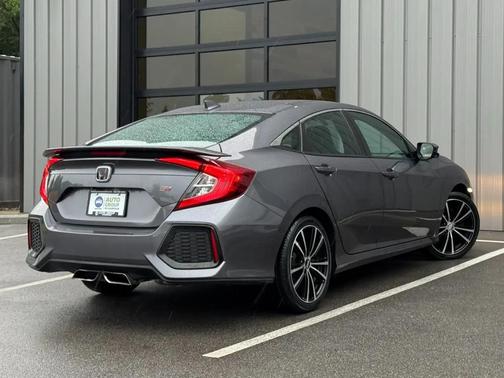 Modern Steel Metallic 2017 Honda Civic Si