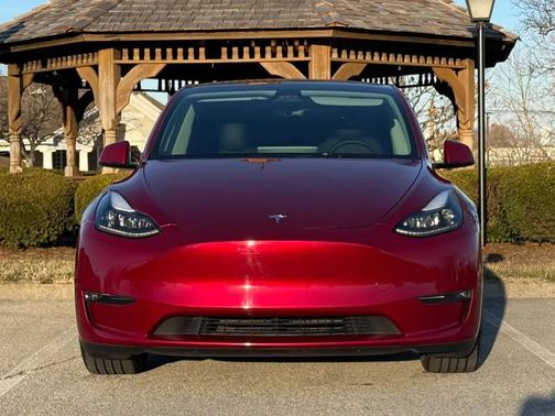 2024 Tesla Model Y Performance Dual Motor All-Wheel Drive