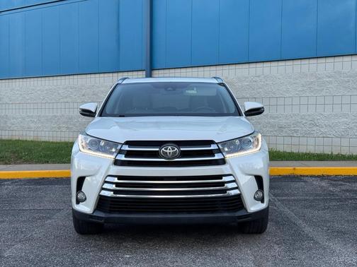 2017 Toyota Highlander Limited