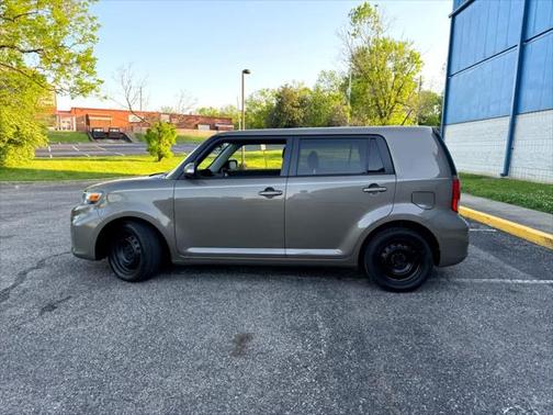 2013 Scion xB 10 Series