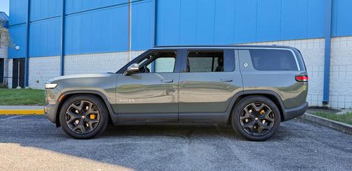 2022 Rivian R1S Launch Edition