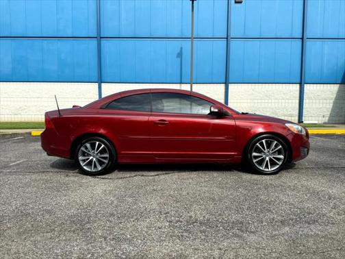 2012 Volvo C70 T5