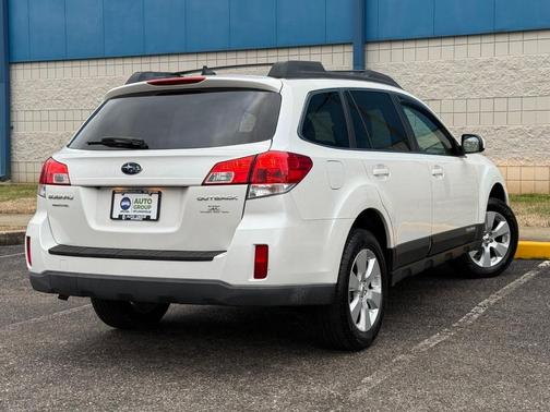 2012 Subaru Outback 2.5i Limited