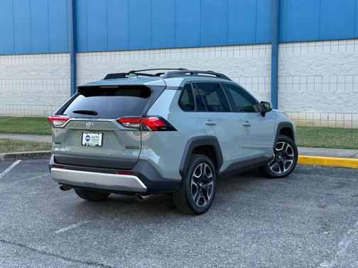 2019 Toyota RAV4 Adventure