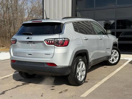 2024 Jeep Compass Latitude