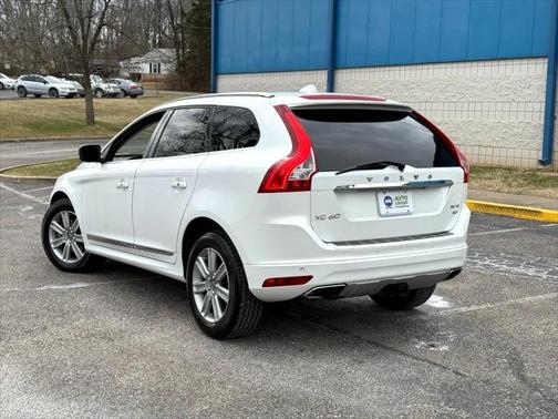 2016 Volvo XC60 T6 Platinum