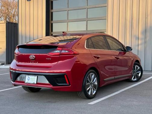 2019 Hyundai IONIQ Hybrid Limited