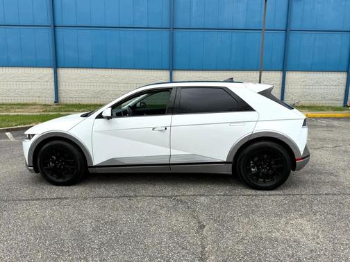 2022 Hyundai IONIQ 5 Limited