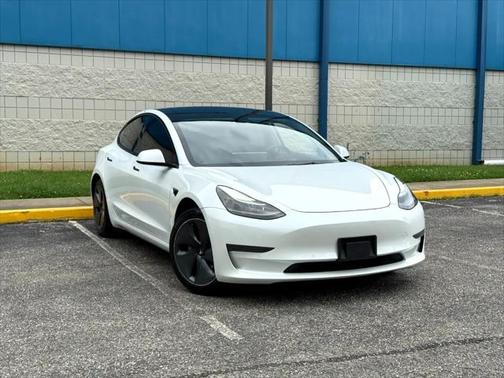 2021 Tesla Model 3 Standard Range Plus