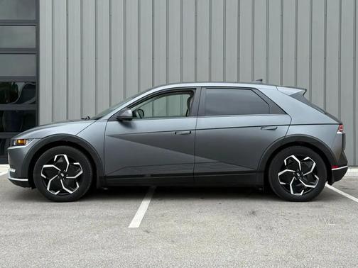 Shooting Star (Matte Gray) 2023 Hyundai IONIQ 5 SEL