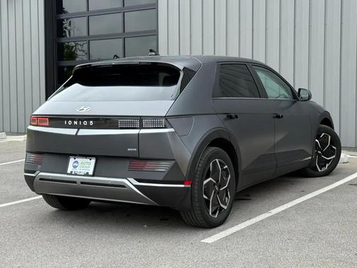 Shooting Star (Matte Gray) 2023 Hyundai IONIQ 5 SEL