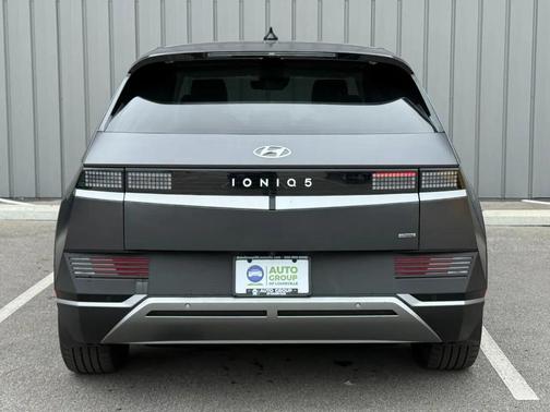 Shooting Star (Matte Gray) 2023 Hyundai IONIQ 5 SEL