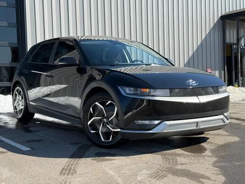 2022 Hyundai IONIQ 5 SE