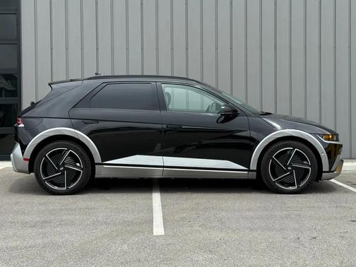 Abyss Black 2025 Hyundai IONIQ 5 Limited