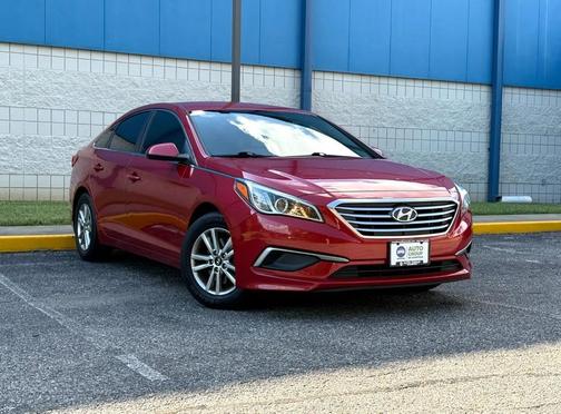2017 Hyundai SONATA SE