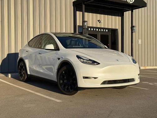 2023 Tesla Model Y Long Range Dual Motor All-Wheel Drive