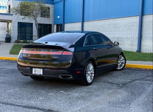 2014 Lincoln MKZ Base