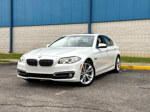 2015 BMW 535 4dr Sdn 535i RWD