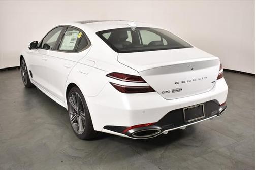 2025 Genesis G70 3.3T RWD Sport Advanced
