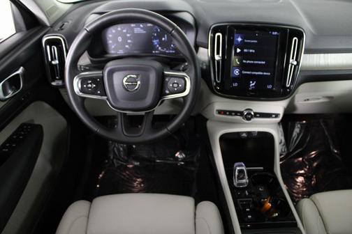 2021 Volvo XC40 T4 Inscription