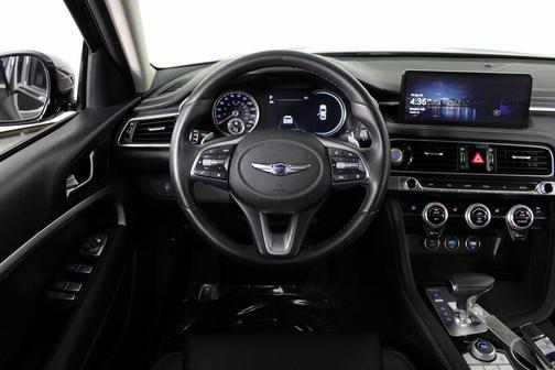 2022 Genesis G70 2.0T RWD