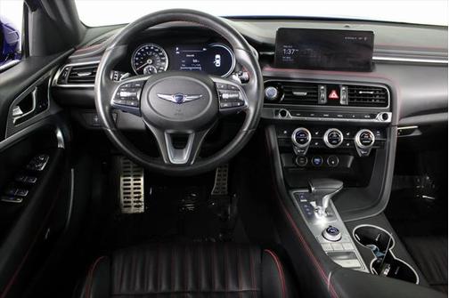 2022 Genesis G70 3.3T RWD
