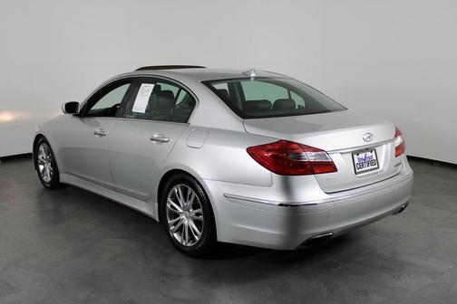 2012 Hyundai Genesis 3.8