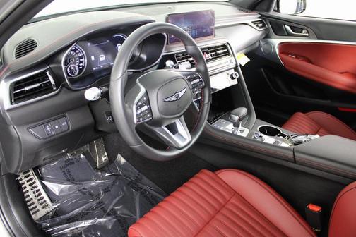 2025 Genesis G70 2.5T AWD