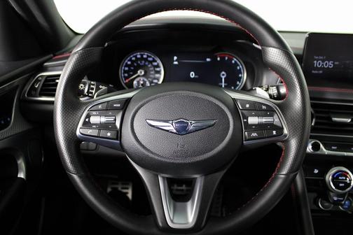 2023 Genesis G70 2.0T RWD