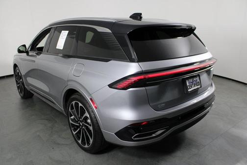 2025 Lincoln Nautilus Black Label