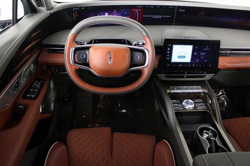 2025 Lincoln Nautilus Black Label