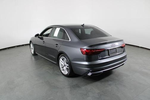 Daytona Gray Pearl Effect 2023 Audi A4 45 S line Premium Plus